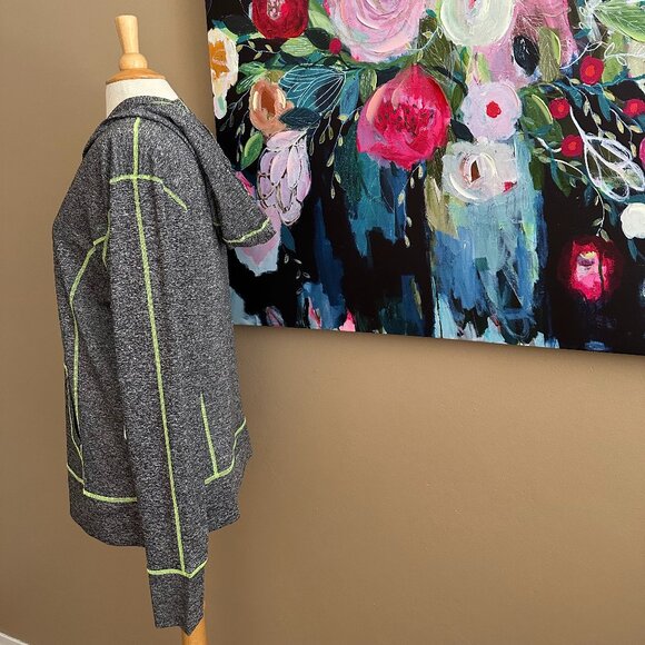 JGX Performance Gray Zip-Up Hoodie with Neon Green Stitching Women's Size 2X - Picture 4 of 9